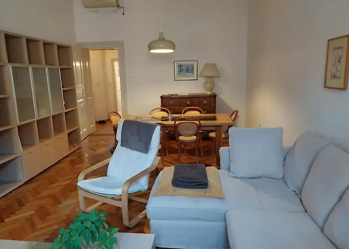 Zagreb Central 2Br + Parking