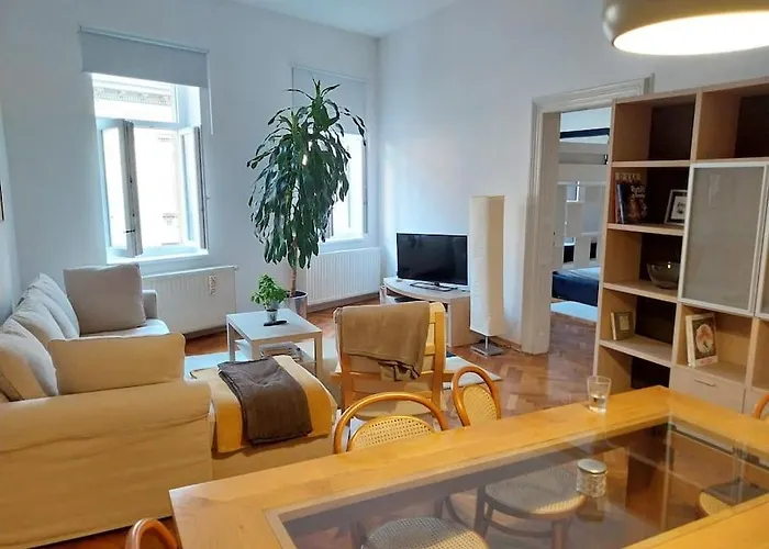 Zagreb Central 2Br + Parking