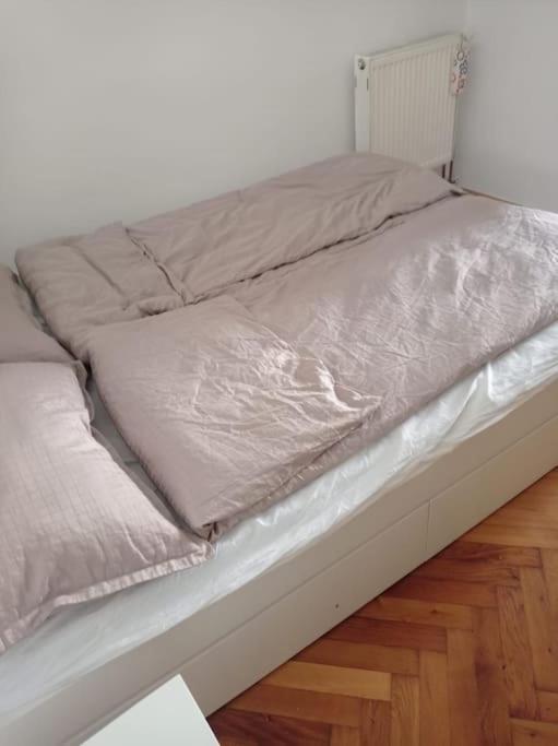 2br + Parking Apartment Zagreb